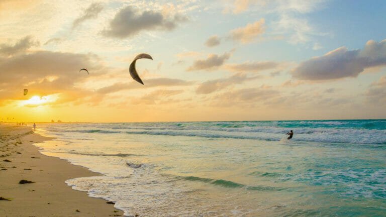 wisata pantai di Lombok