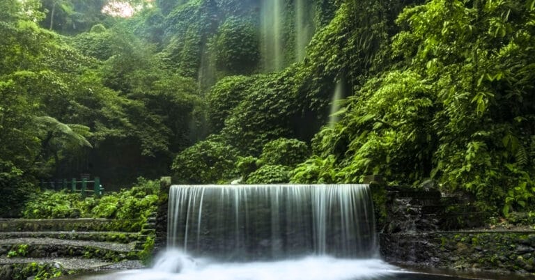 Air Terjun Benang Kelambu